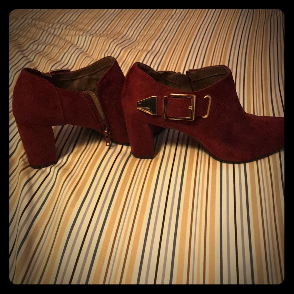 Short boots